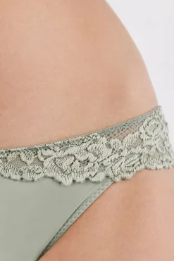 Braga transparente en parte trasera con microfibra y encaje Pretty Flowers