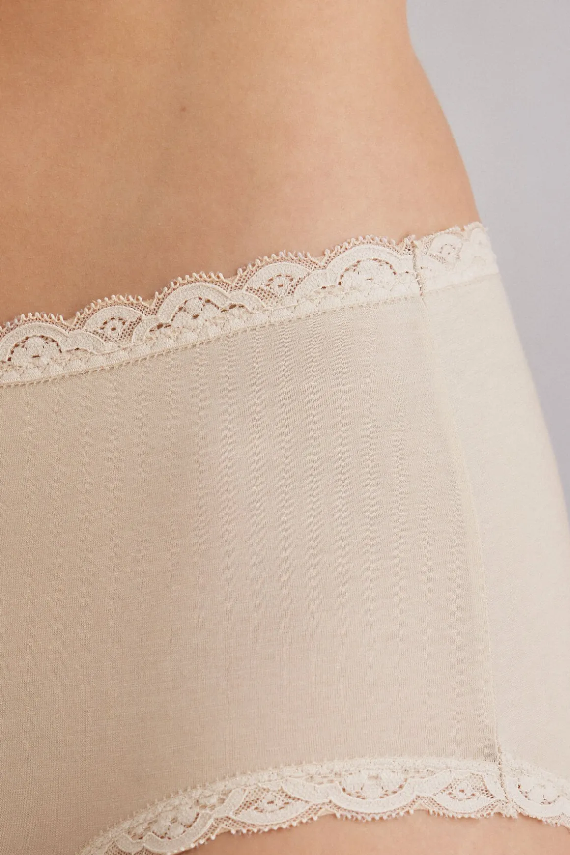 Braguita Culotte de Talle Alto de Algodón y Encaje