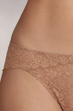 Braguita de Encaje de Talle Bajo
