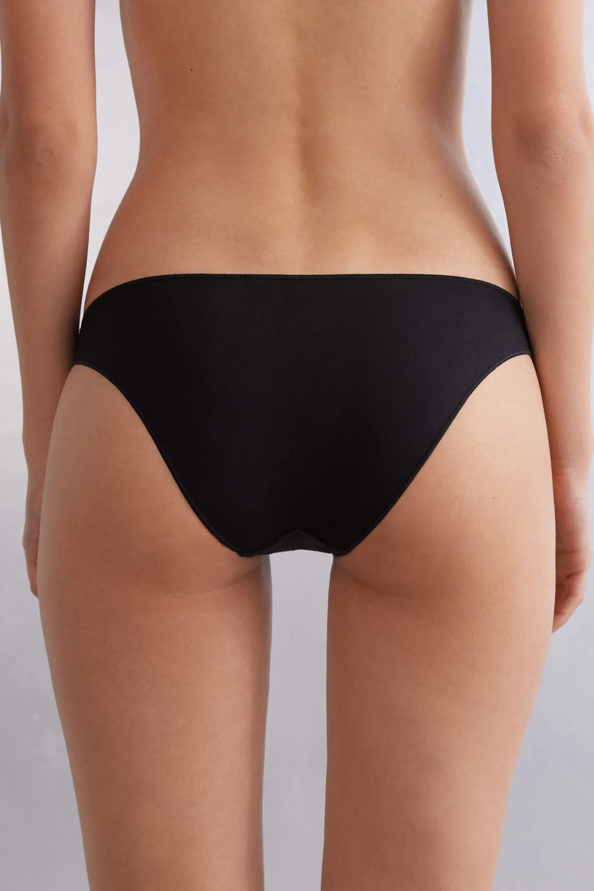 Braguita de Talle Bajo de Algodón