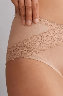 Braguita de Talle Medio de Algodón y Encaje