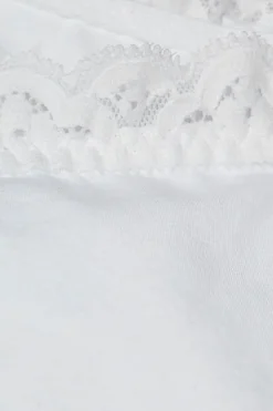 Brasileña de Algodón y Encaje