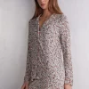 Camisa con Abertura Frontal Floral Romance