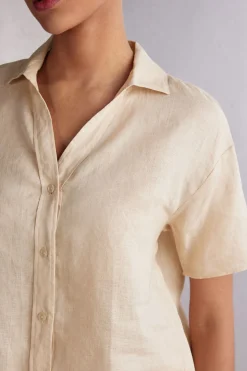 Camisa de Manga Corta en Tela de Lino