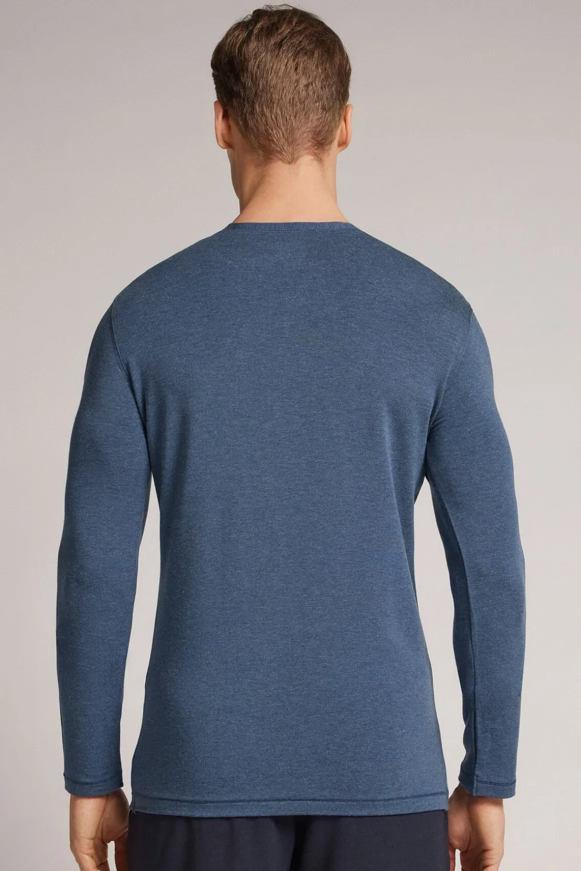 Camiseta básica de manga larga para hombre de modal