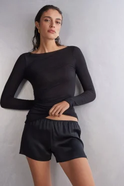 Camiseta con cuello barco en cashmere de manga Larga