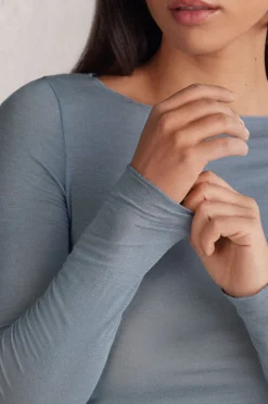 Camiseta con cuello barco en cashmere de manga Larga