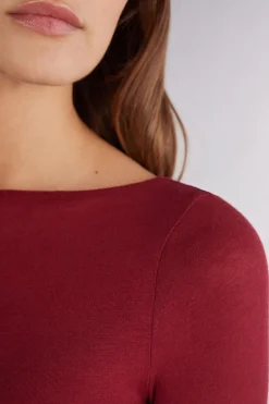 Camiseta con cuello barco en cashmere de manga Larga