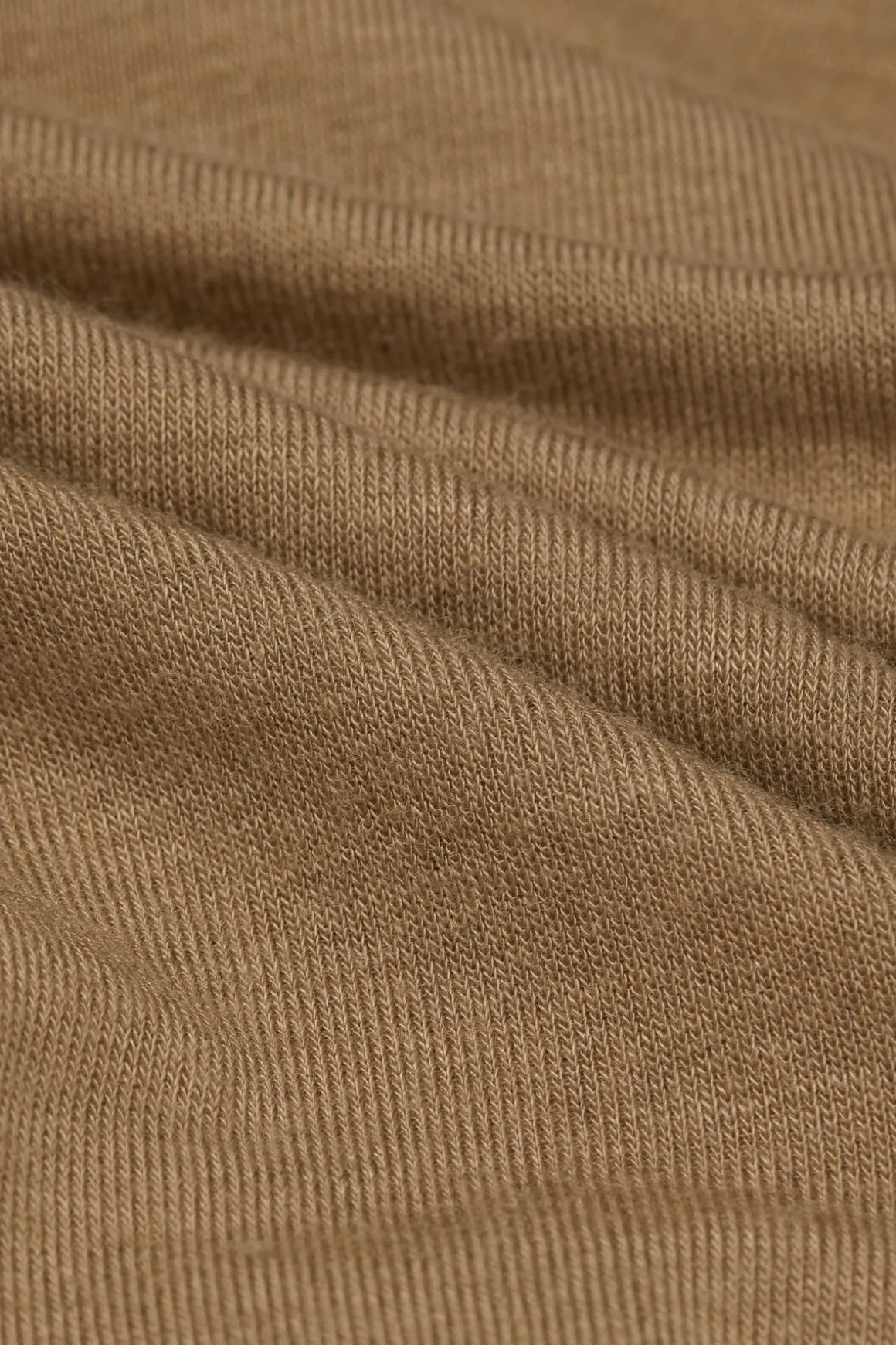Camiseta con cuello barco en cashmere de manga Larga