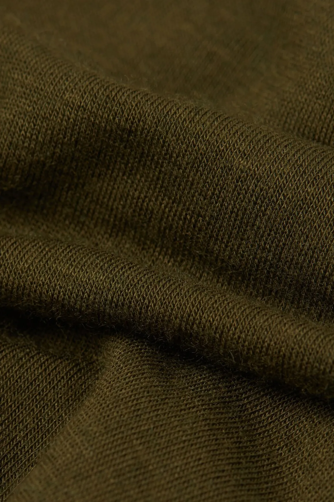 Camiseta con cuello barco en cashmere de manga Larga