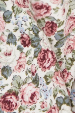 Camiseta con Cuello Barco Floral Romance