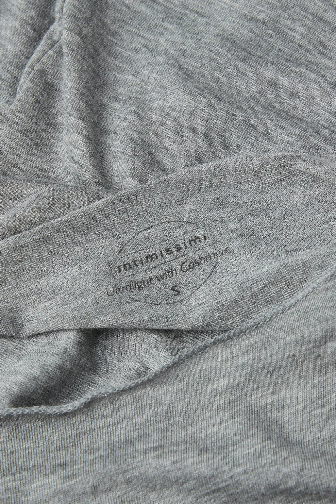 Camiseta con cuello barco en cashmere de manga Larga