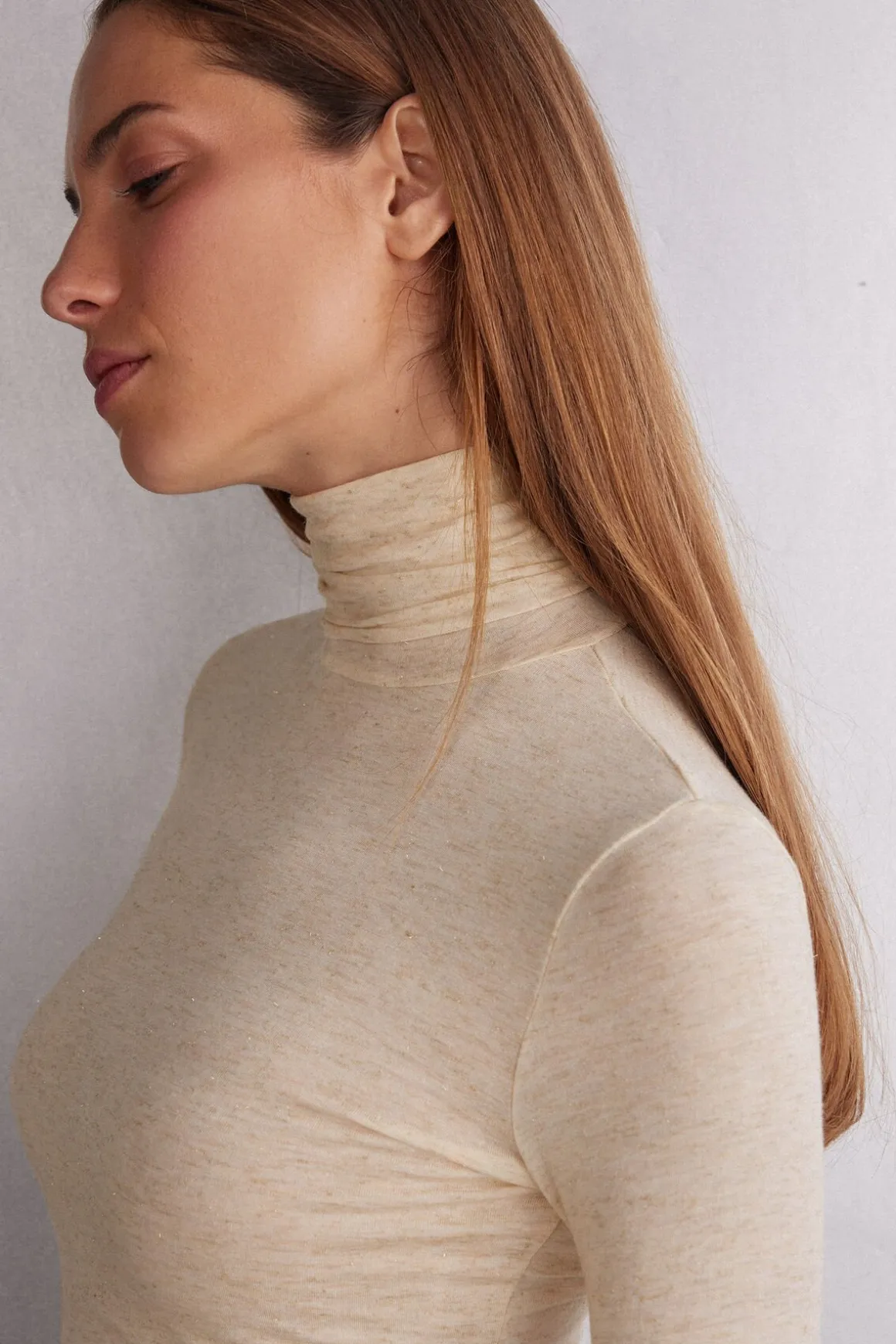 Camiseta de Cuello Alto de Modal Ligero con Cashmere Lamé