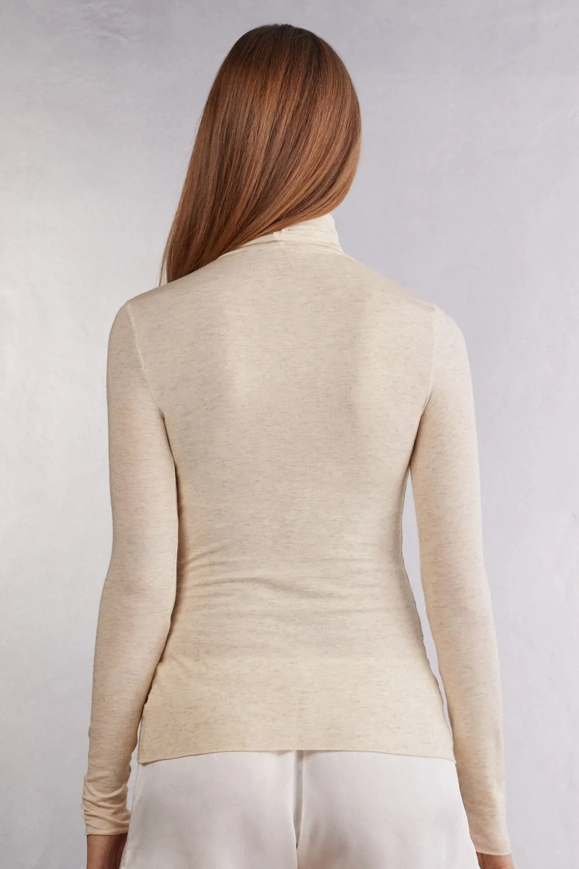 Camiseta de Cuello Alto de Modal Ligero con Cashmere Lamé