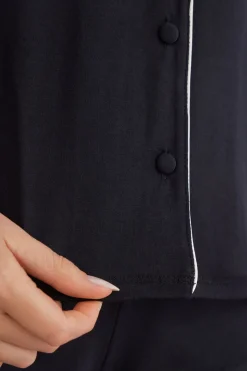 Camiseta de Manga Corta con Abertura Frontal de Modal