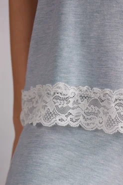 Camiseta de Tirantes en Modal con Detalles de Encaje