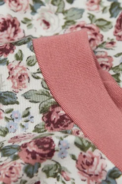 Camiseta Manga Corta Floral Romance