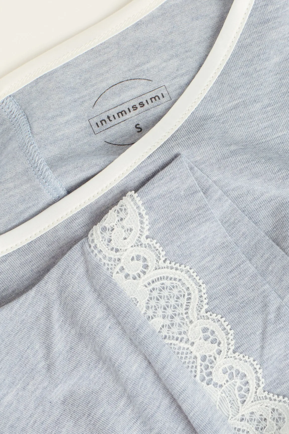 Camiseta Manga Corta Modal Detalles Encaje