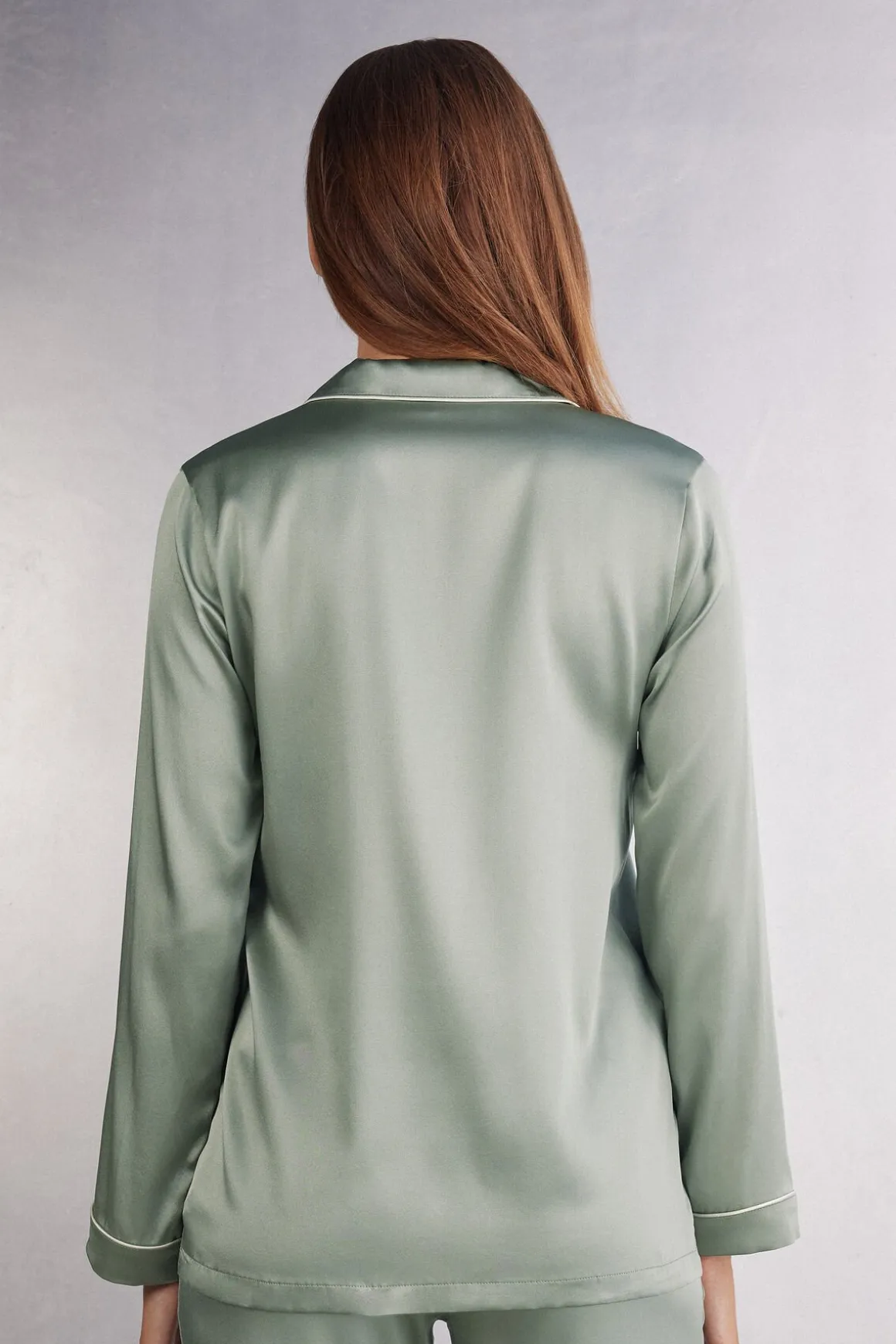 Chaqueta de Seda de Corte Masculino
