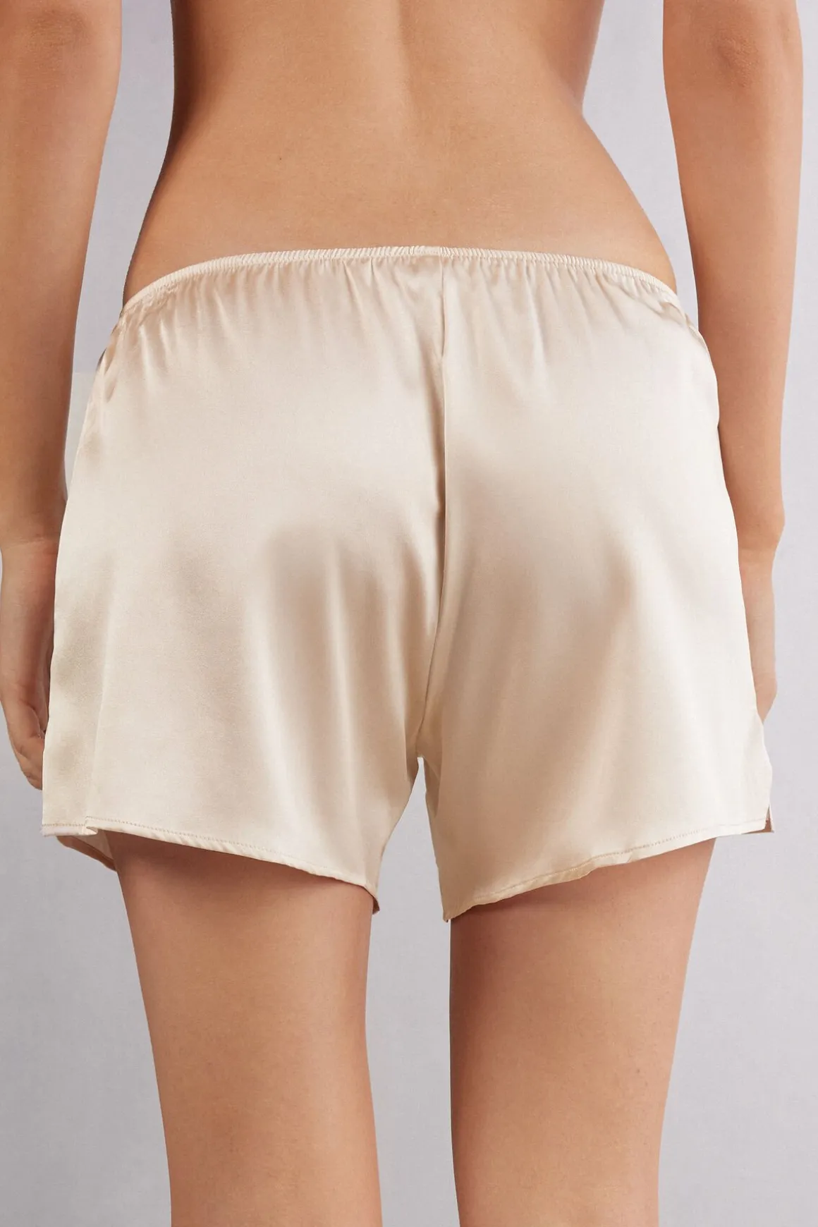Pantalón Corto de Seda
