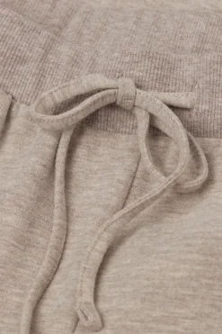 Pantalones Rectos Soft Chevron