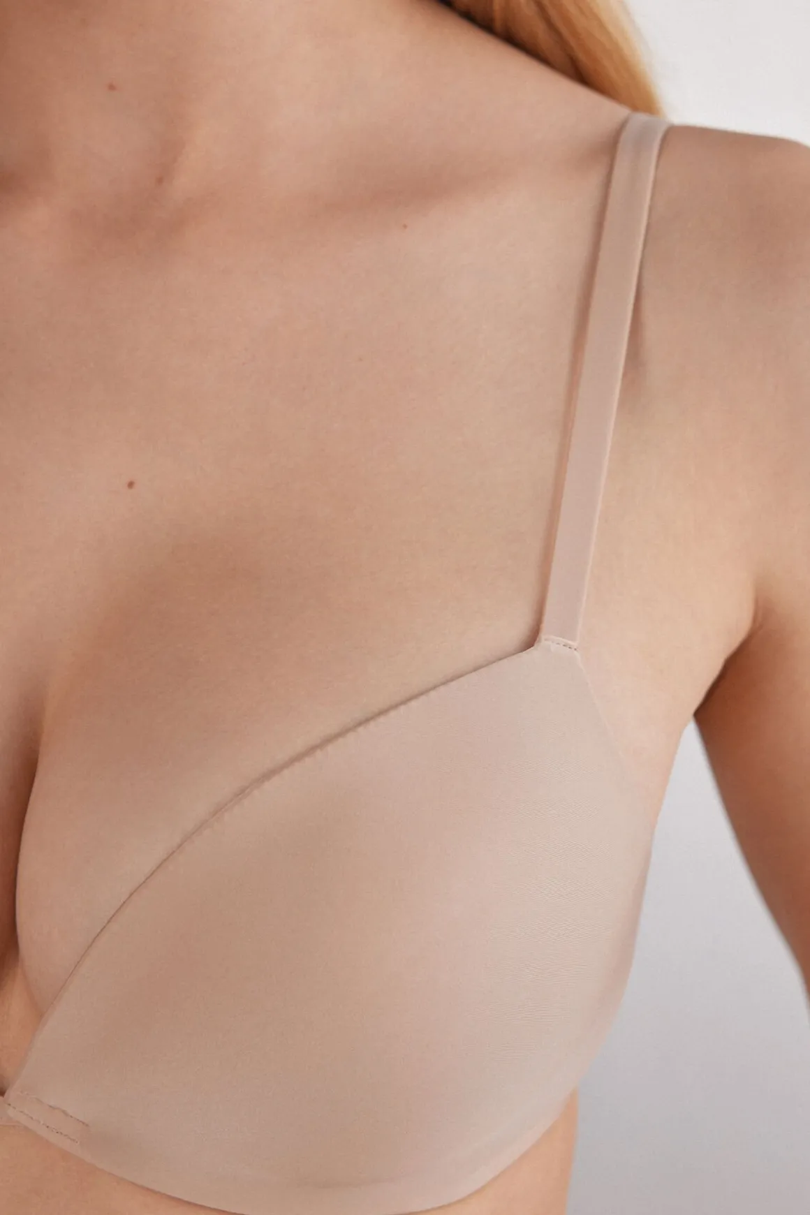 Sujetador Push-Up Silvia en Microfibra Ultraligera