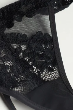 Tanga de hilo con volantes de encaje Pretty Flowers