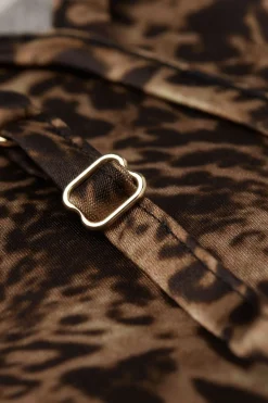 Top de Raso de Viscosa Estampado Animal Always Glamorous